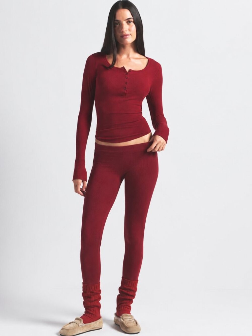 SKIMS NWT $70 *SOLD OUT* Soft Lounge Leggings in Brick Small